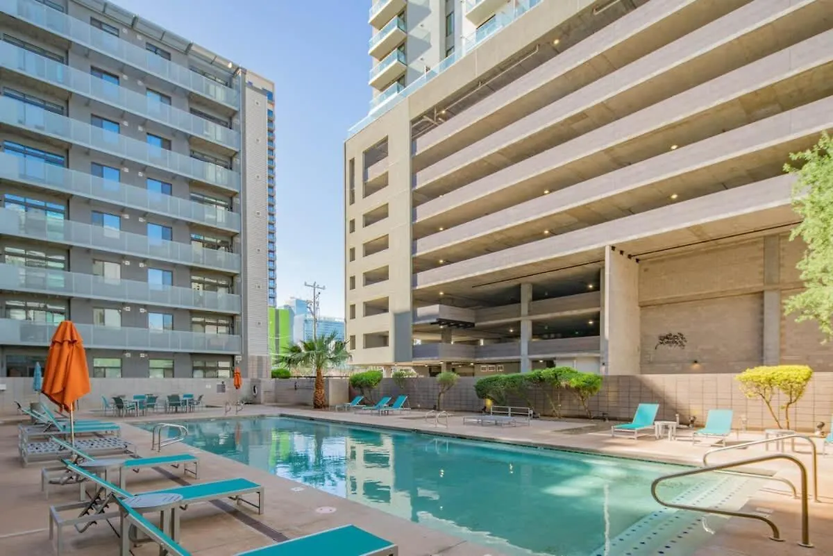 Apartment Detailed 2Bd - Central Dt- Gym, Pool, Parking Sleep8 Phoenix
